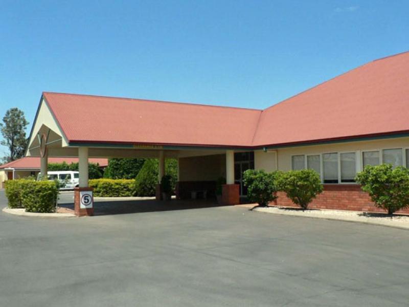 Emerald Explorers Inn Εξωτερικό φωτογραφία