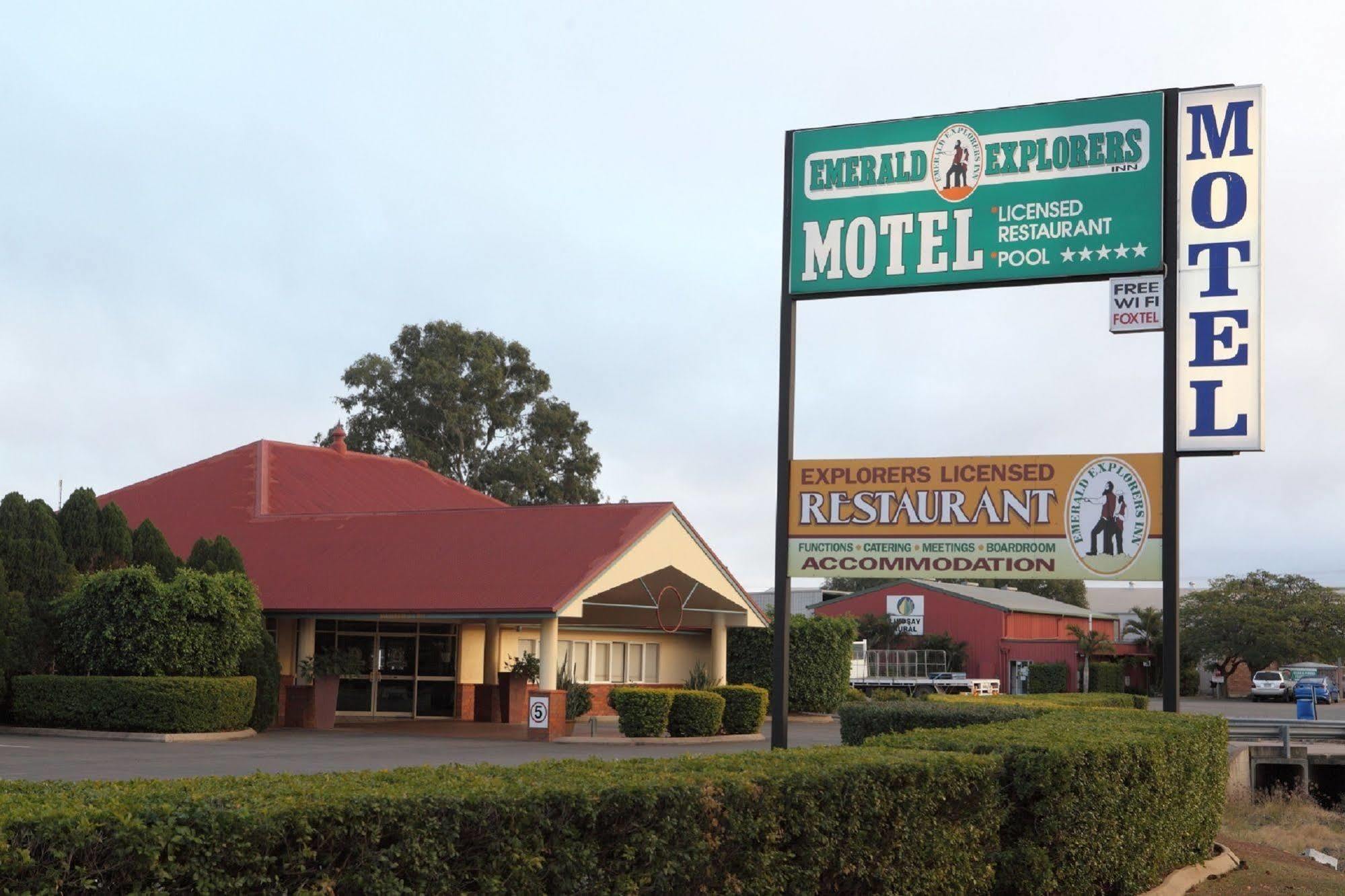 Emerald Explorers Inn Εξωτερικό φωτογραφία